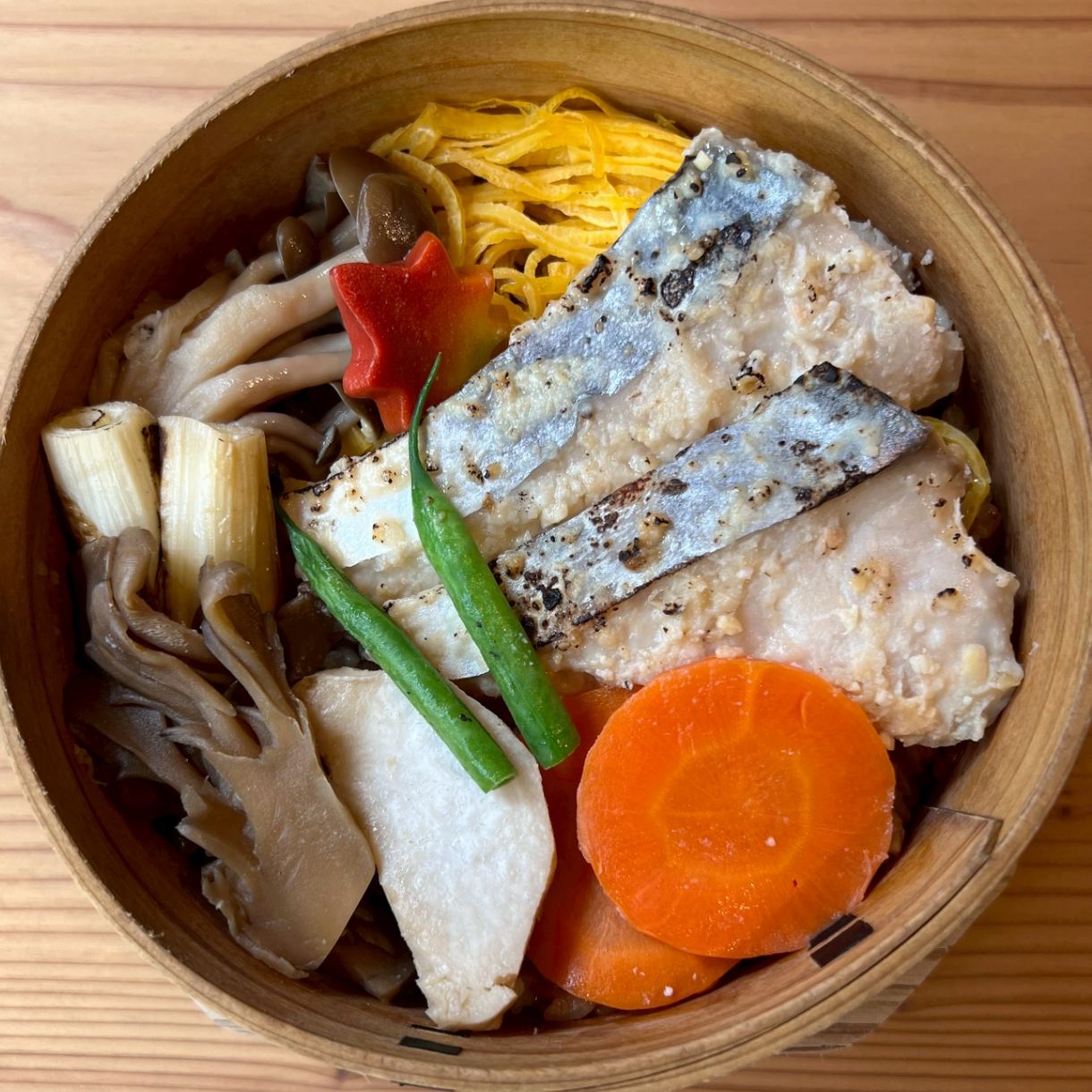 きのわの京わっぱ® 大〈季節限定〉　冬（白身魚の西京焼き）